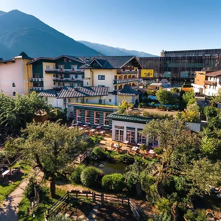 Kohlerhof - 4 Star Wellness & Active Otel