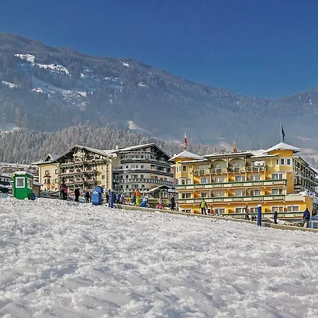 فندق Kohlerhof - 4 Star Wellness & Active 4*