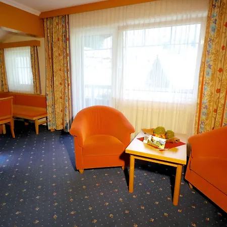 Hotel Kohlerhof - 4 Star Wellness & Active Fuegen