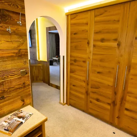 Kohlerhof - 4 Star Wellness & Active فندق 4*