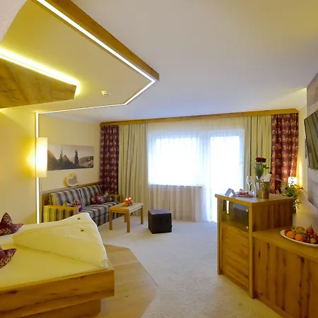Kohlerhof - 4 Star Wellness & Active فندق 4*