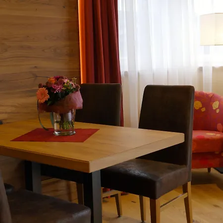 Kohlerhof - 4 Star Wellness & Active Fuegen