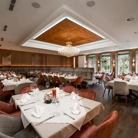 Hotell Kohlerhof - 4 Star Wellness & Active