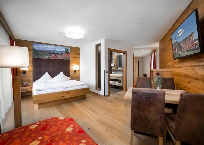 Hotell Kohlerhof - 4 Star Wellness & Active Fügen